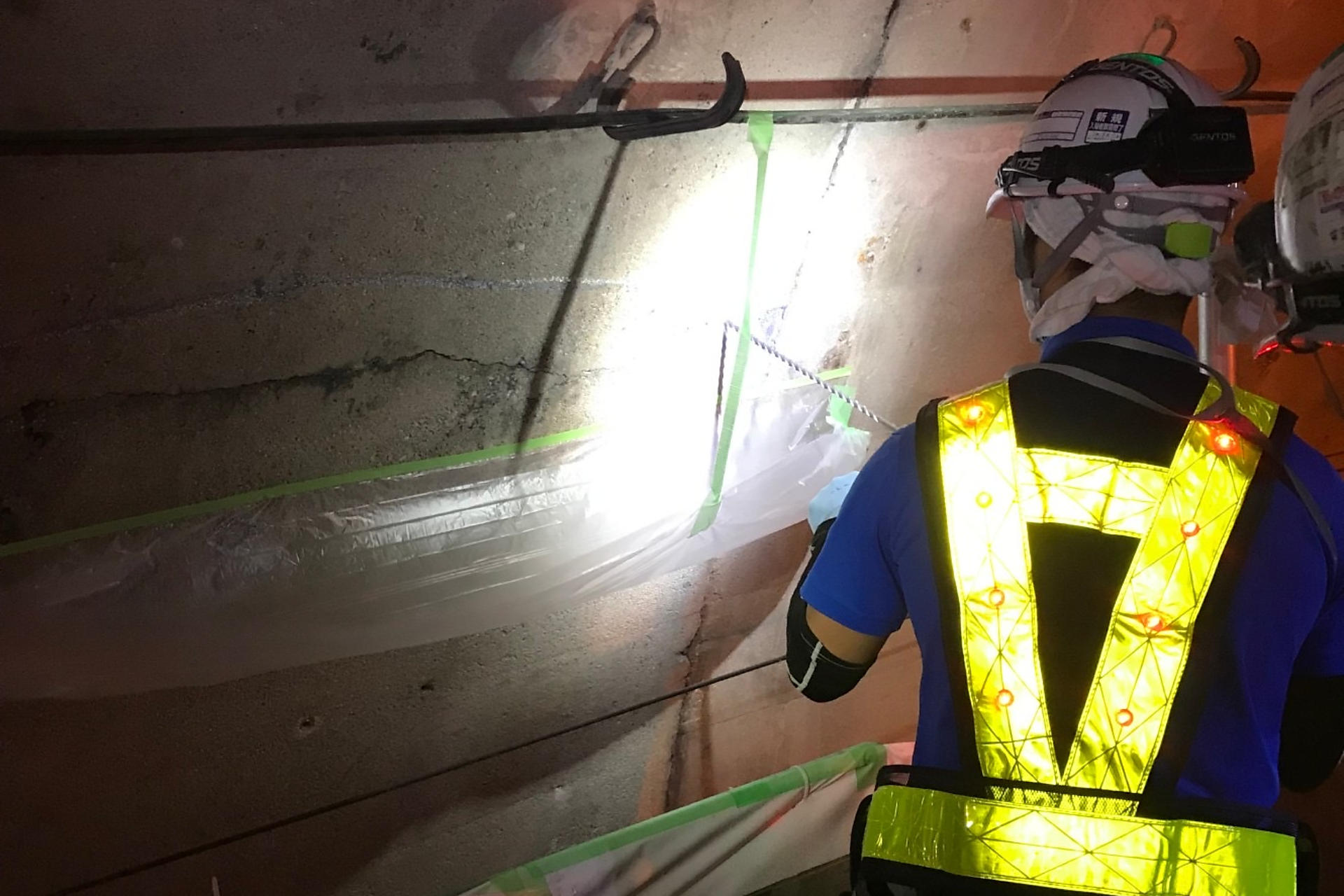 トンネル補修工事のイメージ画像